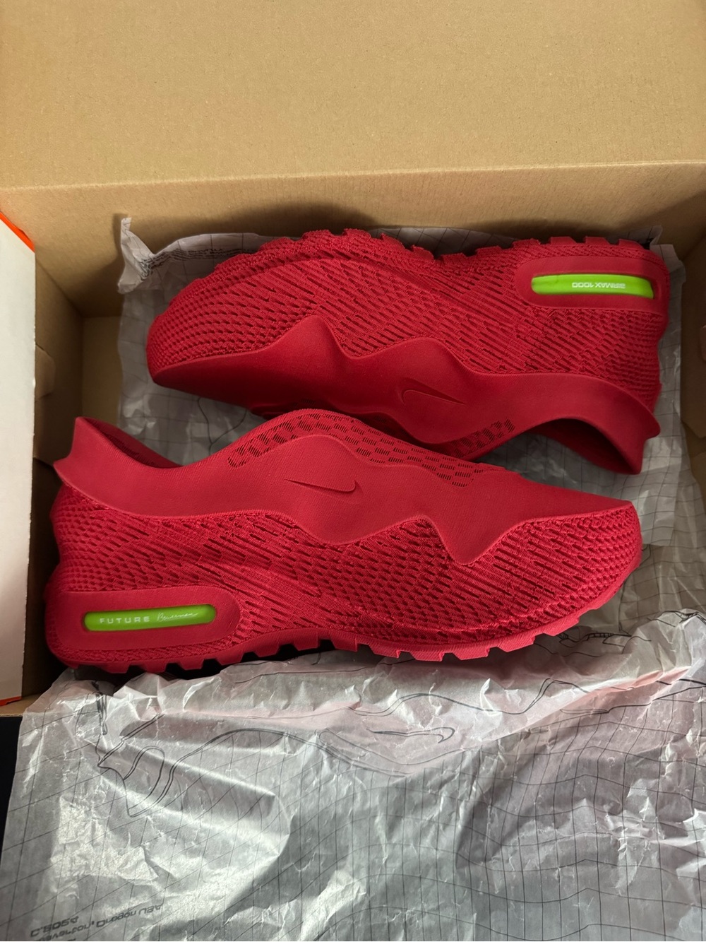 Nike Mens Red AirMax 1000